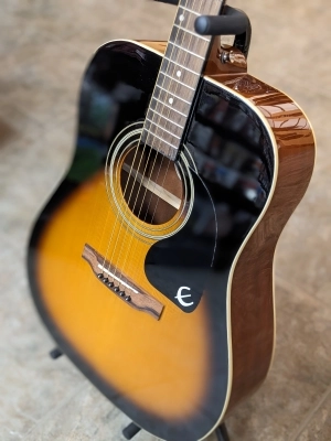 Epiphone - DR100VSCH 2
